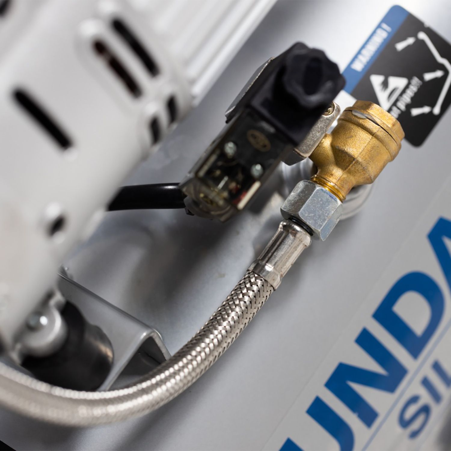 Hyundai stille compressor 6 L