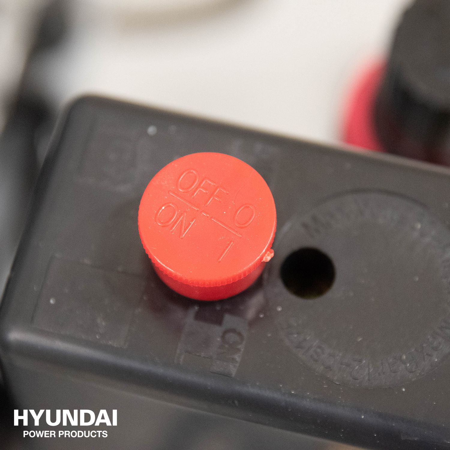 Hyundai stille compressor 24L 8 bar