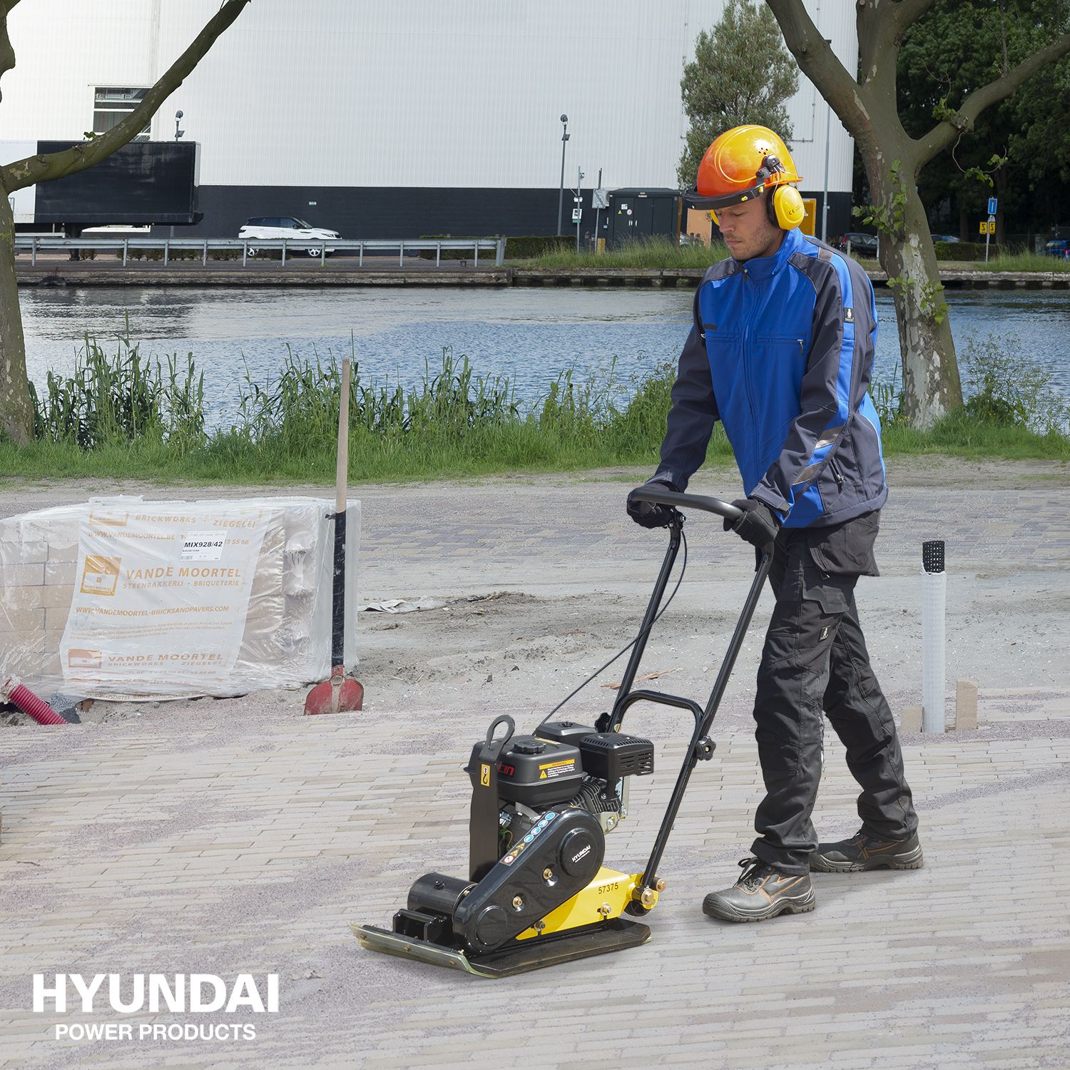 Hyundai trilplaat 85kg 6,5pk 196cc