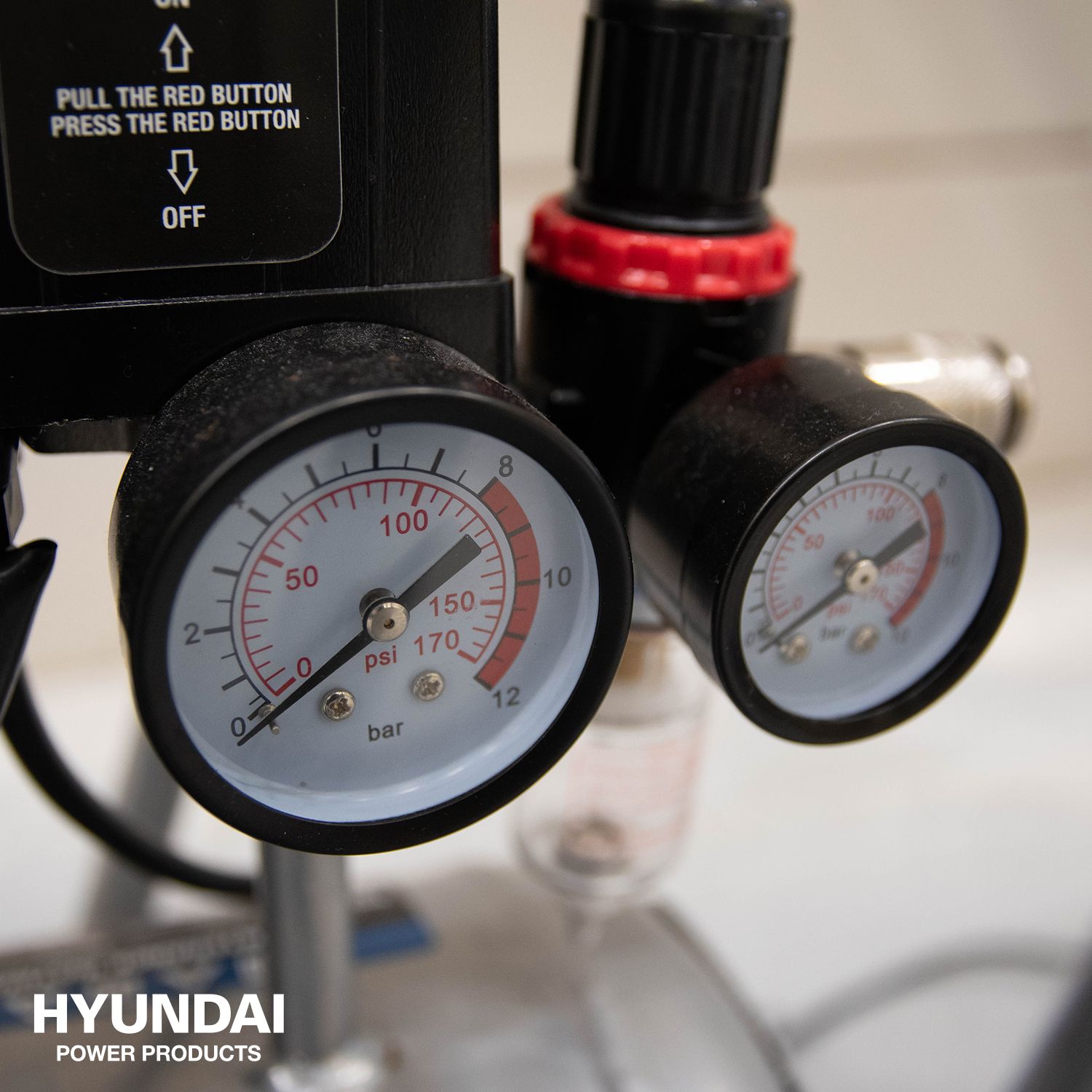 Hyundai stille compressor 24L 8 bar